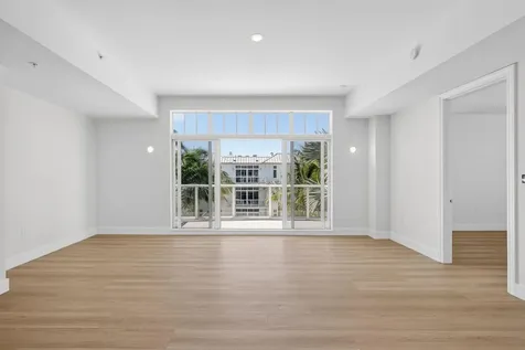182 Lake Drive Palm Beach Shores FL 33404