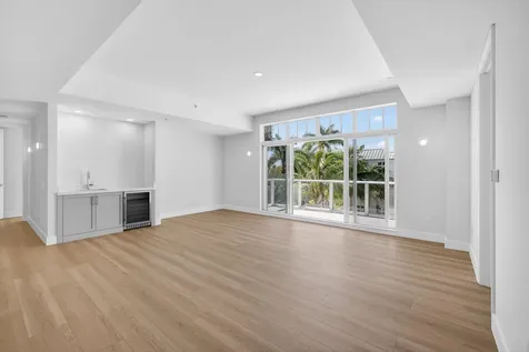 182 Lake Drive Palm Beach Shores FL 33404
