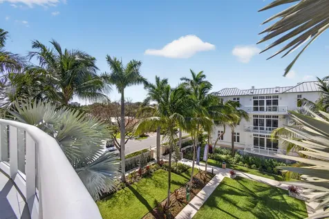 182 Lake Drive Palm Beach Shores FL 33404
