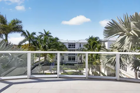 182 Lake Drive Palm Beach Shores FL 33404