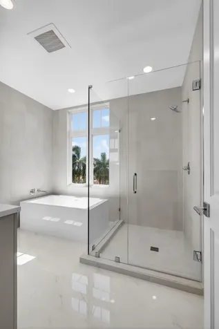 182 Lake Drive Palm Beach Shores FL 33404