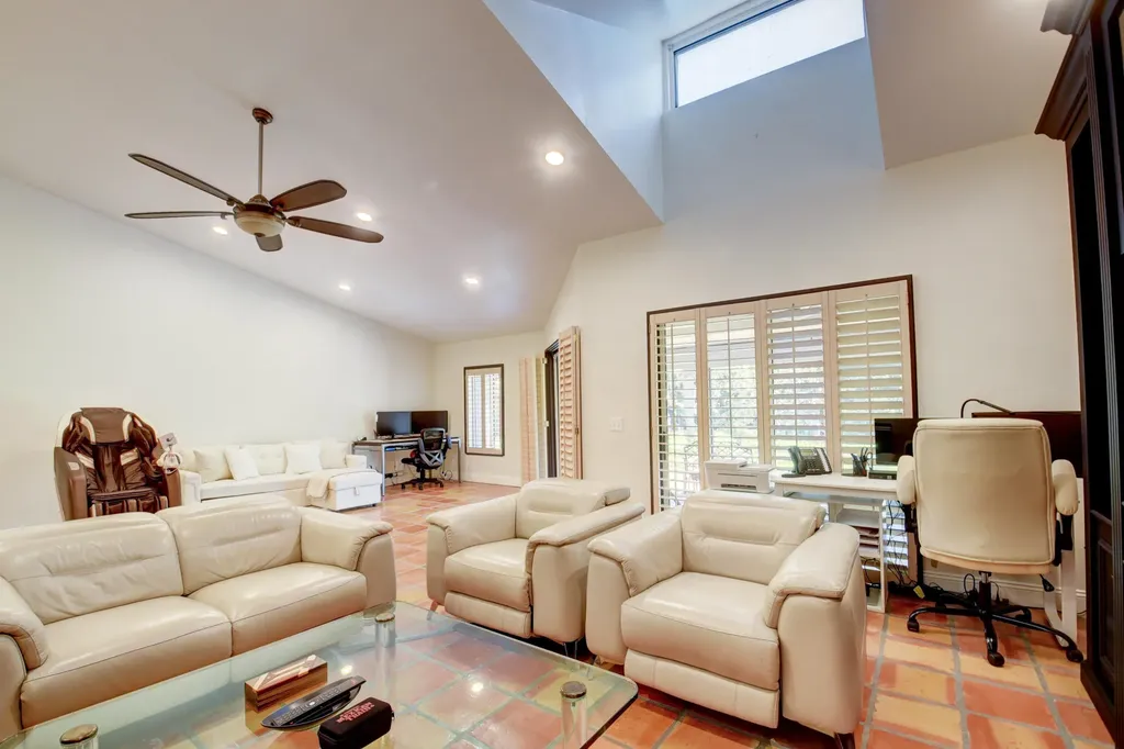 4666 S Fountains Drive S Lake Worth FL 33467
