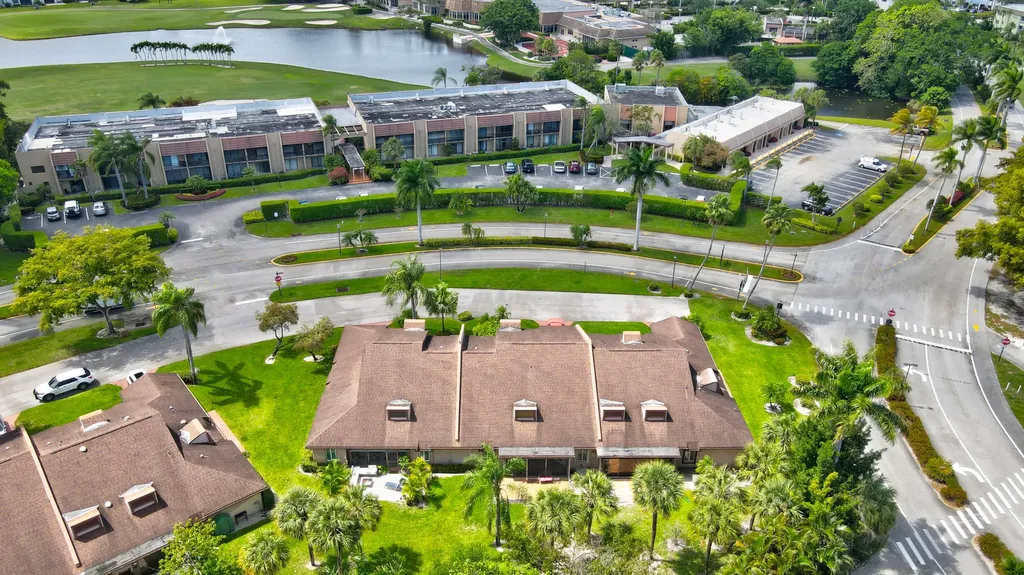4666 S Fountains Drive S Lake Worth FL 33467