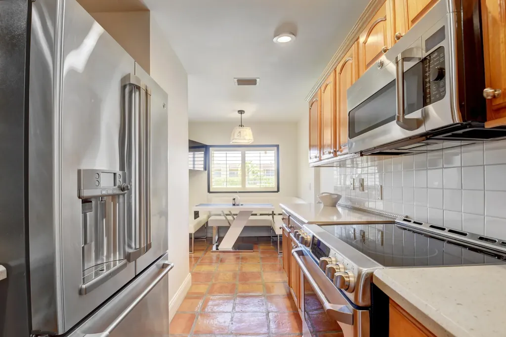 4666 S Fountains Drive S Lake Worth FL 33467