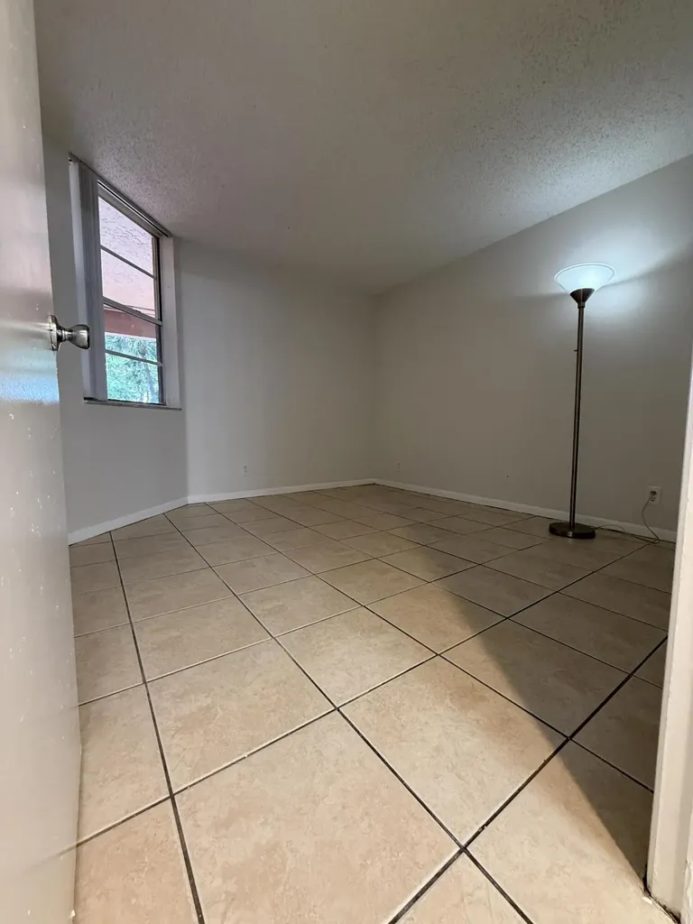 8204 NW 24th Street Coral Springs FL 33065