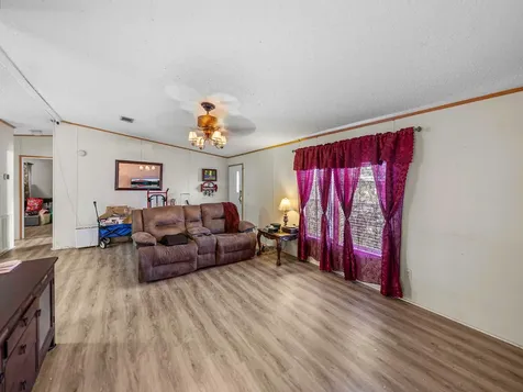 11404 Lithia Pinecrest Road Lithia FL 33547