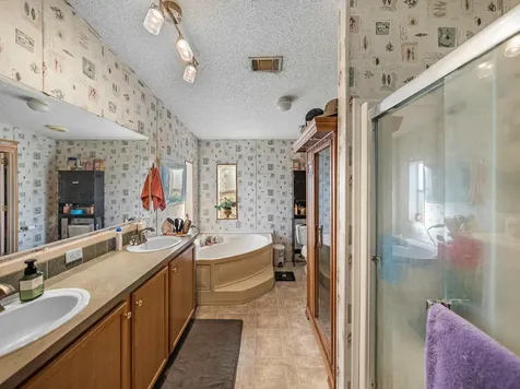 11404 Lithia Pinecrest Road Lithia FL 33547