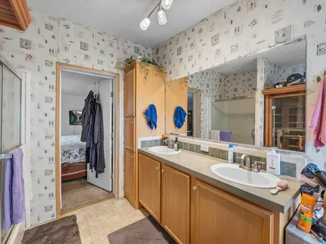 11404 Lithia Pinecrest Road Lithia FL 33547