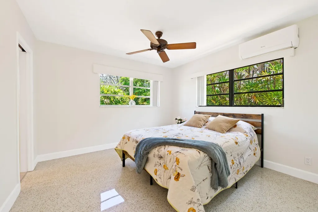 1718 SE 14th Street Fort Lauderdale FL 33316