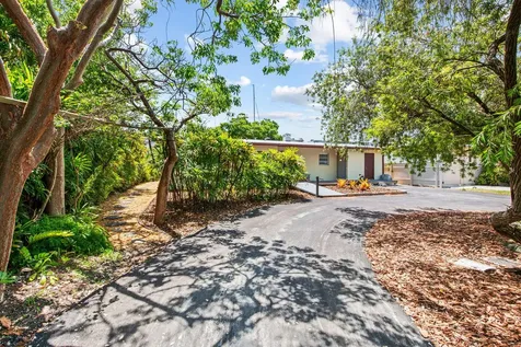 1718 SE 14th Street Fort Lauderdale FL 33316