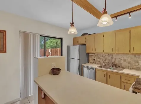 1166 6th Avenue Vero Beach FL 32960