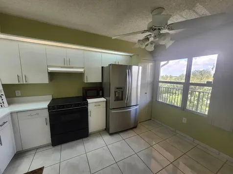601 SW 142nd Avenue SW Pembroke Pines FL 33027