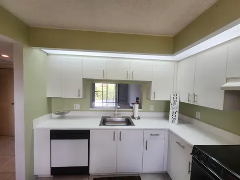 601 SW 142nd Avenue SW Pembroke Pines FL 33027