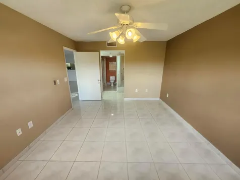 601 SW 142nd Avenue SW Pembroke Pines FL 33027