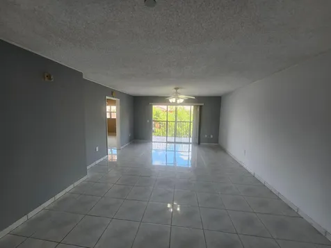 601 SW 142nd Avenue SW Pembroke Pines FL 33027
