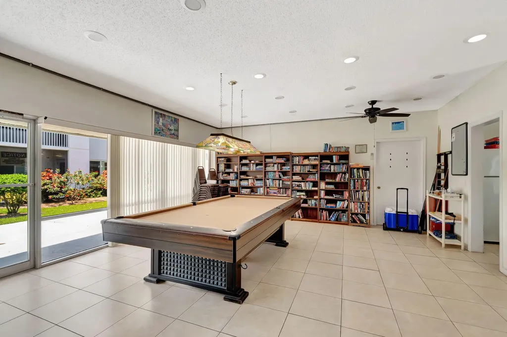 1502 S Lakeside Drive Lake Worth Beach FL 33460