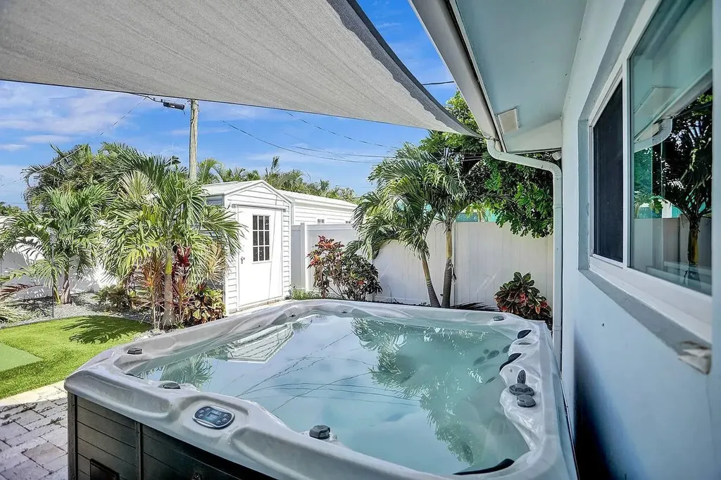 604 NE 25th Avenue Pompano Beach FL 33062