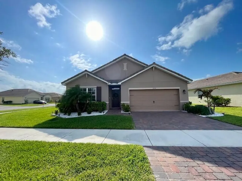 10574 SW Cambria Lane Port St Lucie FL 34987