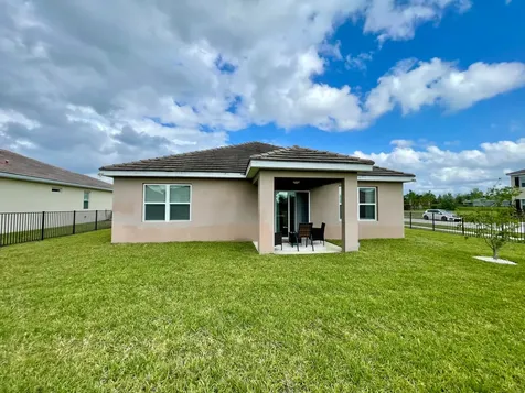 10574 SW Cambria Lane Port St Lucie FL 34987