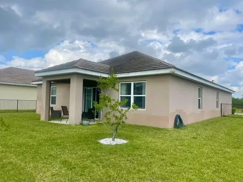10574 SW Cambria Lane Port St Lucie FL 34987