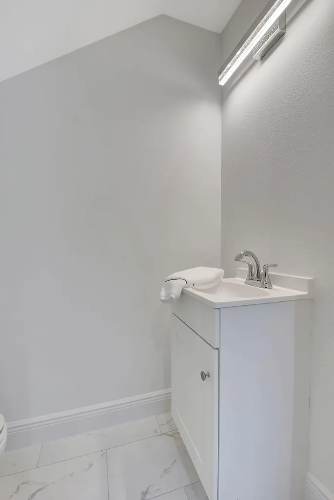 3871 Patio Court Palm Springs FL