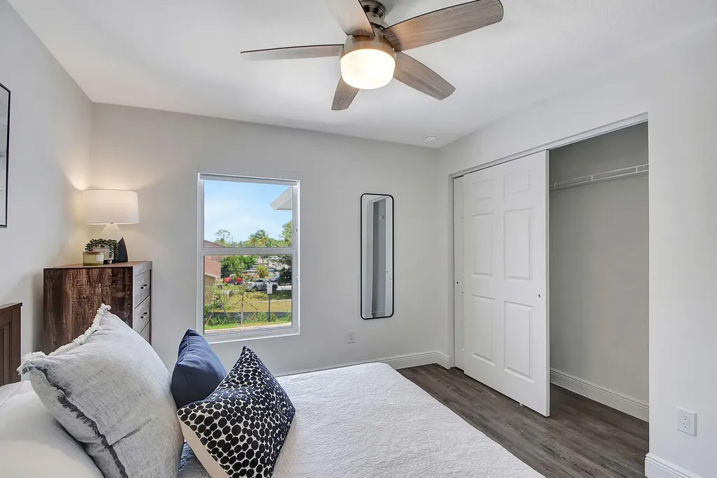 3871 Patio Court Palm Springs FL