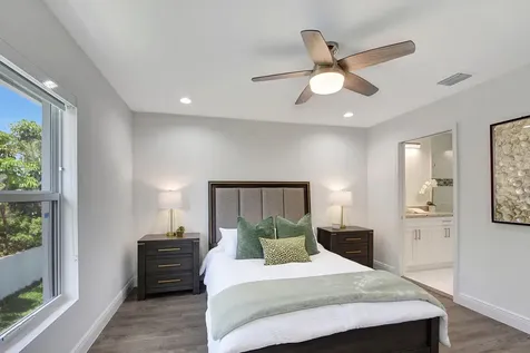 3871 Patio Court Palm Springs FL