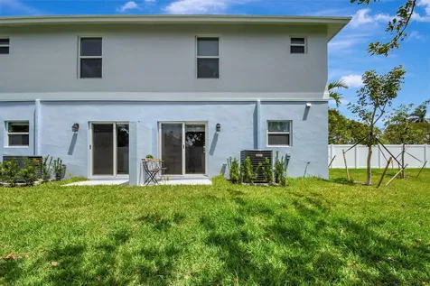 3871 Patio Court Palm Springs FL