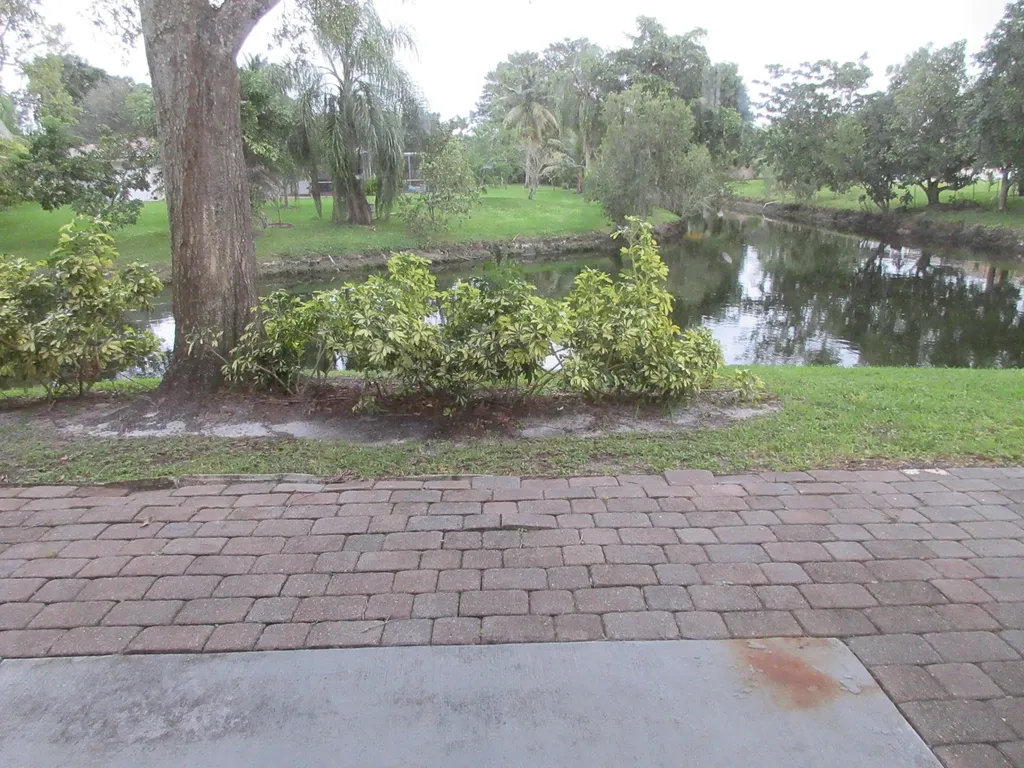 4065 NW 114th Avenue Coral Springs FL 33065