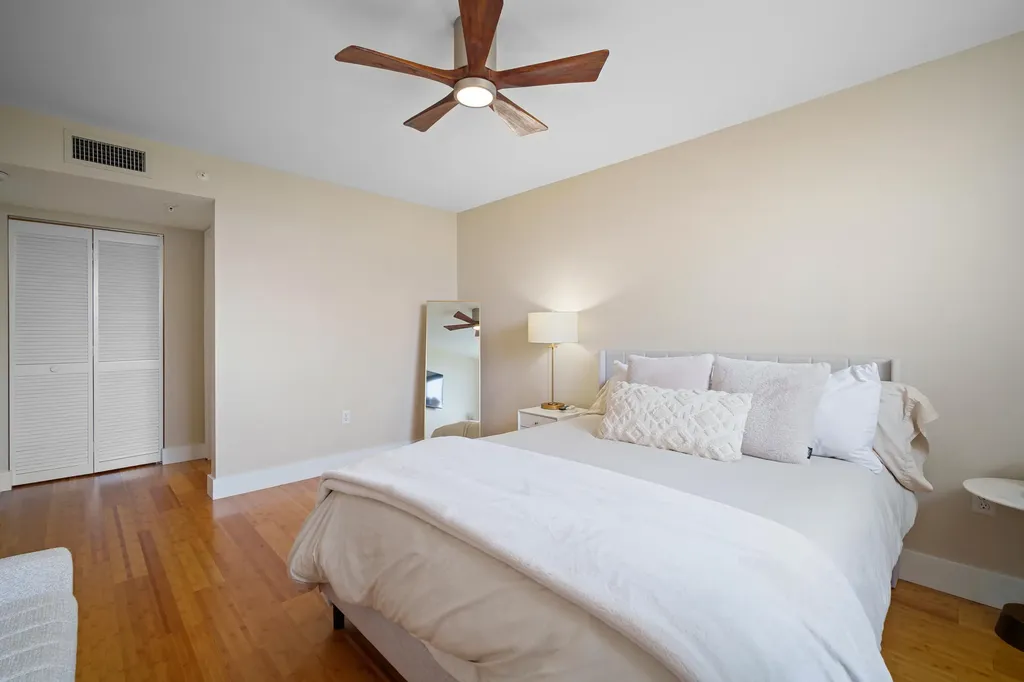 1688 West Avenue Miami Beach FL 33139