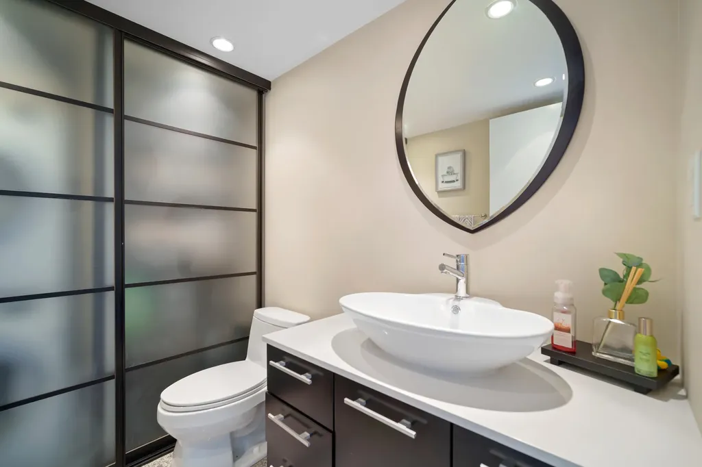 1688 West Avenue Miami Beach FL 33139