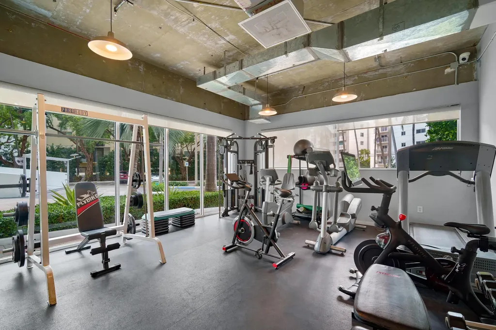 1688 West Avenue Miami Beach FL 33139
