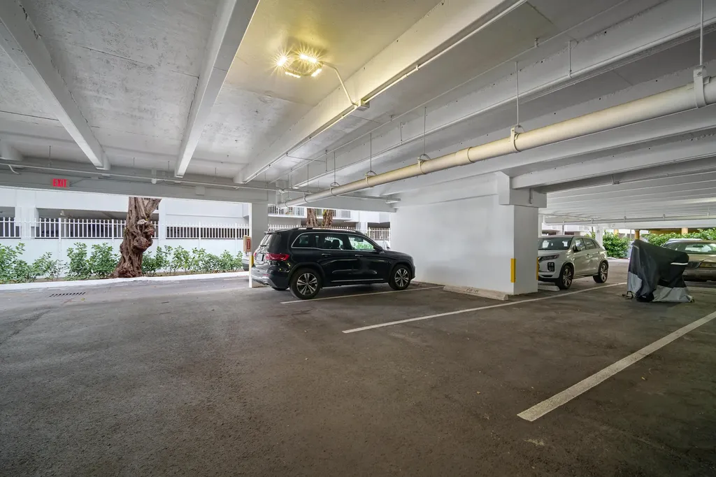 1688 West Avenue Miami Beach FL 33139