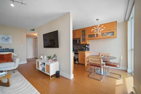 1688 West Avenue Miami Beach FL 33139