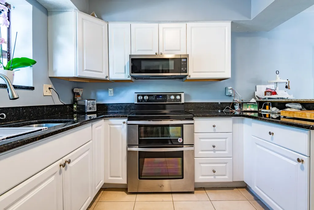 740 SE 1st Way Deerfield Beach FL 33441