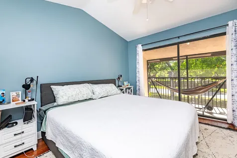 740 SE 1st Way Deerfield Beach FL 33441