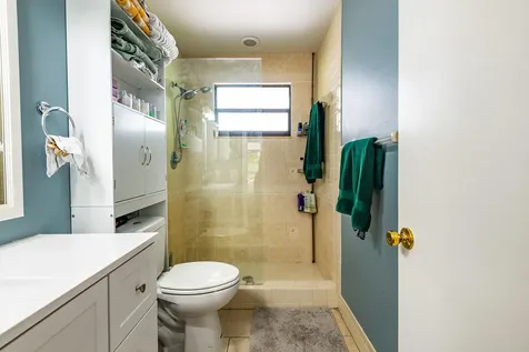 740 SE 1st Way Deerfield Beach FL 33441