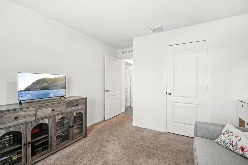 4491 NW Alsace Avenue Port St Lucie FL 34983