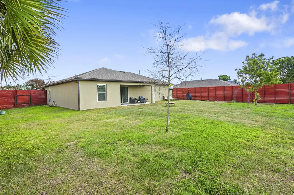 4491 NW Alsace Avenue Port St Lucie FL 34983