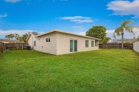 9593 Richmond Circle Boca Raton FL 33434