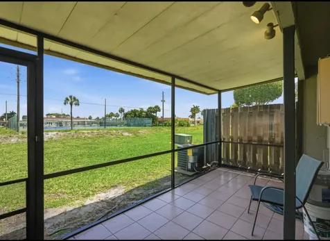 4901 Pier Drive Greenacres FL 33463