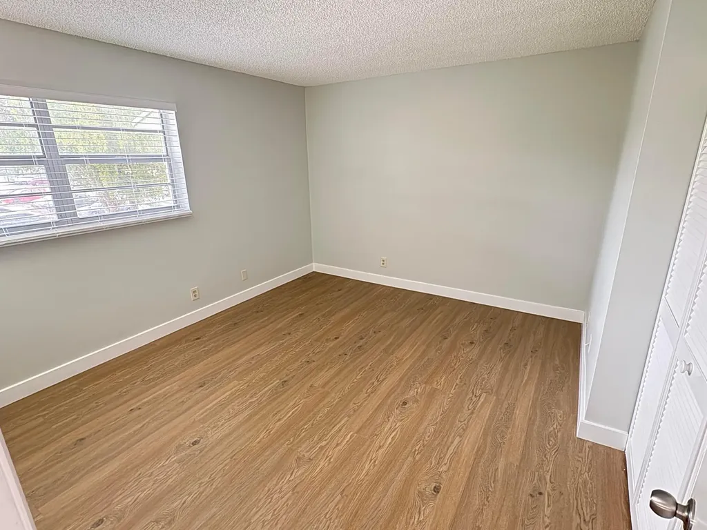 4167 NW 90th Avenue Coral Springs FL 33065