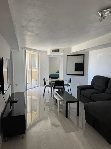 102 SW 6th Avenue Miami FL 33130