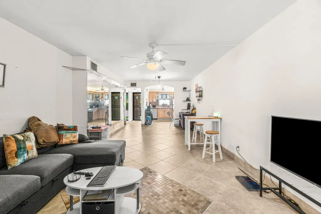 750 SE 6th Avenue Deerfield Beach FL 33441