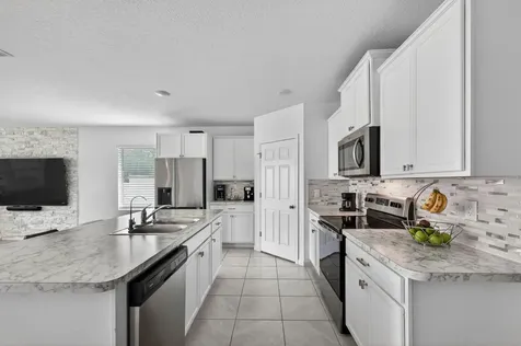 502 NW Kingston Street Port St Lucie FL 34983