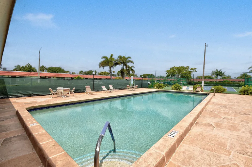 5800 Fernley Drive W West Palm Beach FL 33415