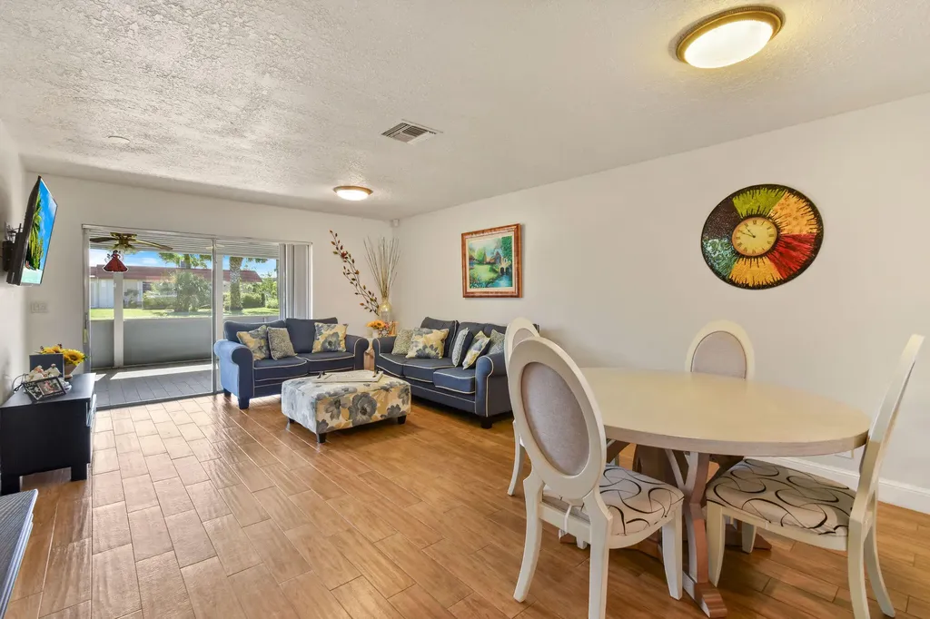 5800 Fernley Drive W West Palm Beach FL 33415