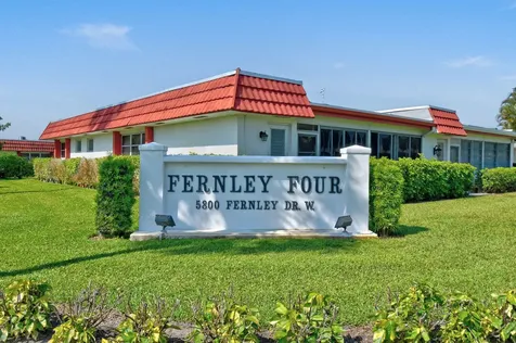 5800 Fernley Drive W West Palm Beach FL 33415