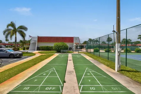 5800 Fernley Drive W West Palm Beach FL 33415