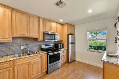 5800 Fernley Drive W West Palm Beach FL 33415